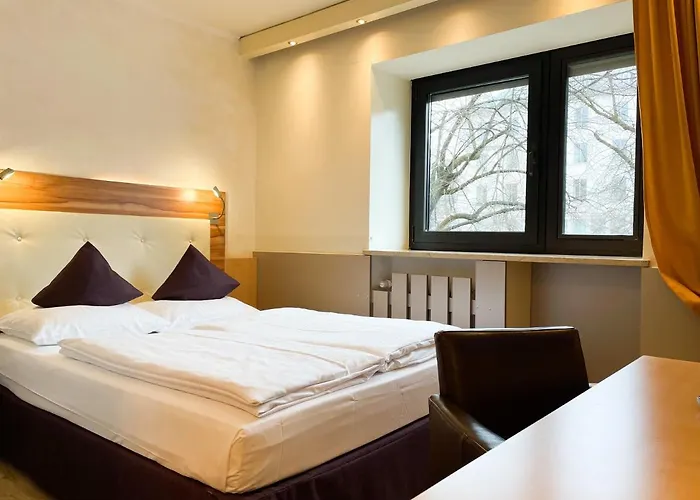 Ost Am Koe Hotel 3*