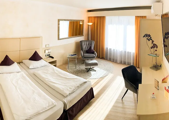 Ost Am Koe Hotel 3*
